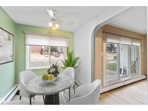 #102 11450 40 AV NW Edmonton AB T6J0R5