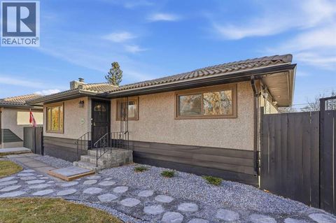 2018 Cottonwood Crescent SE Calgary AB T2B1R1