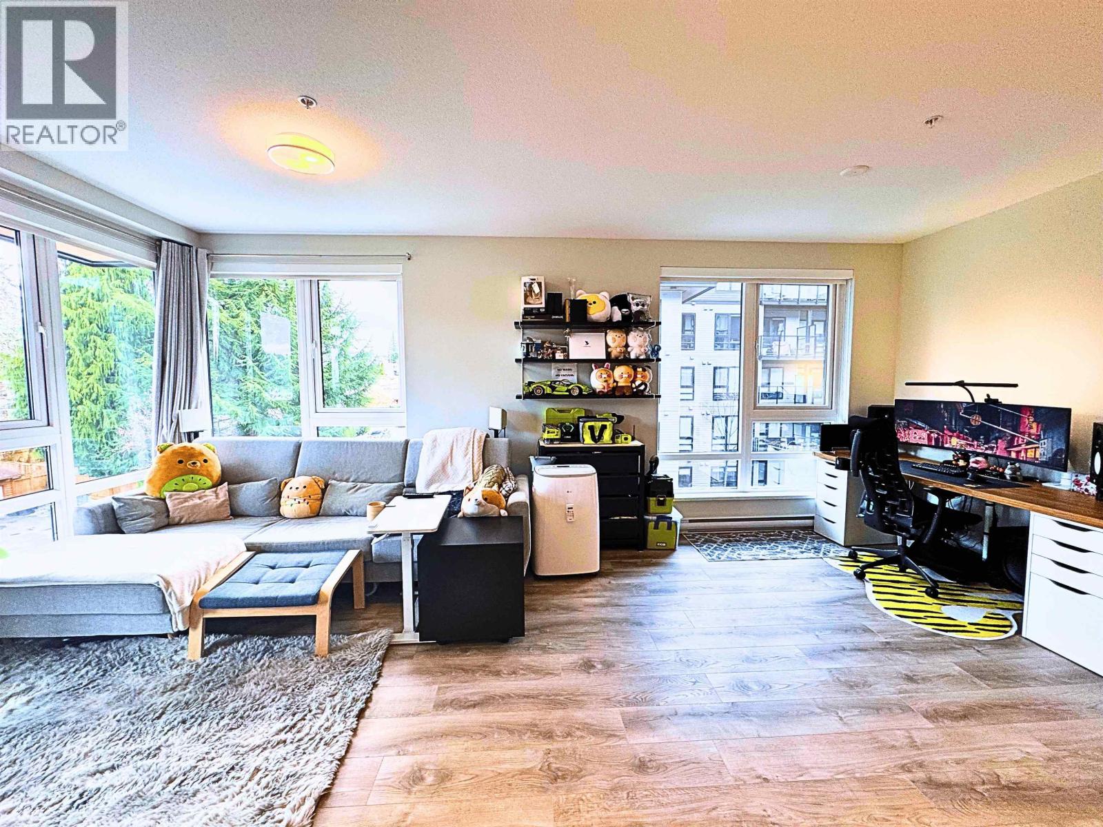 420 615 COTTONWOOD AVENUE