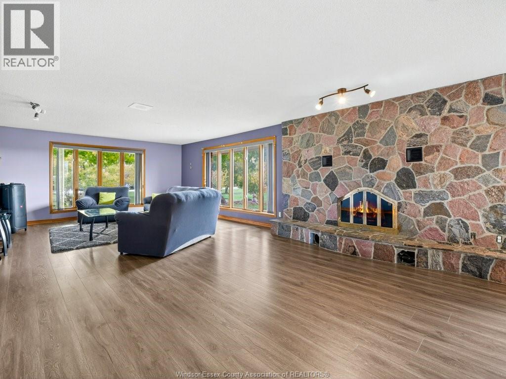 2495 Division ROAD North