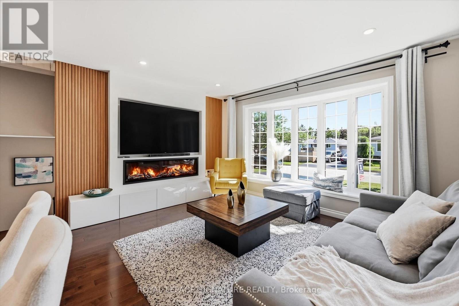 1333 WOODVALE PLACE