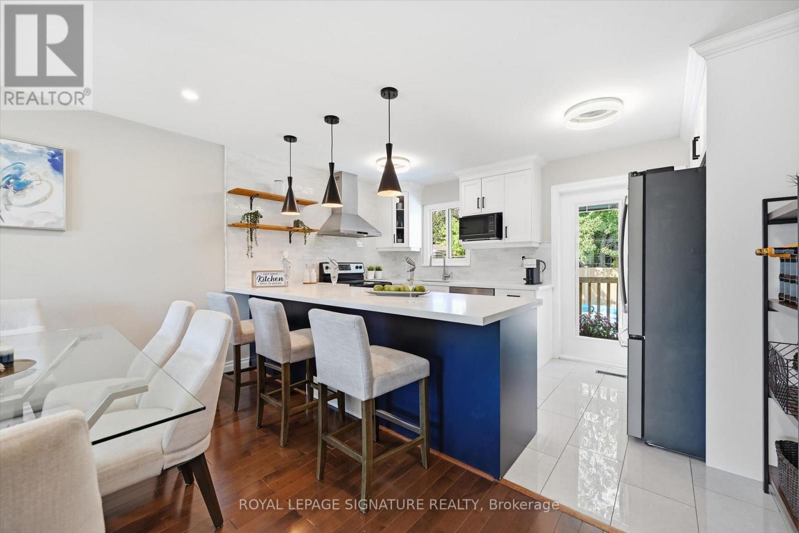 1333 WOODVALE PLACE