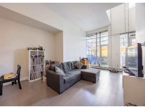 104 13308 CENTRAL AVENUE Surrey BC V3T0M4