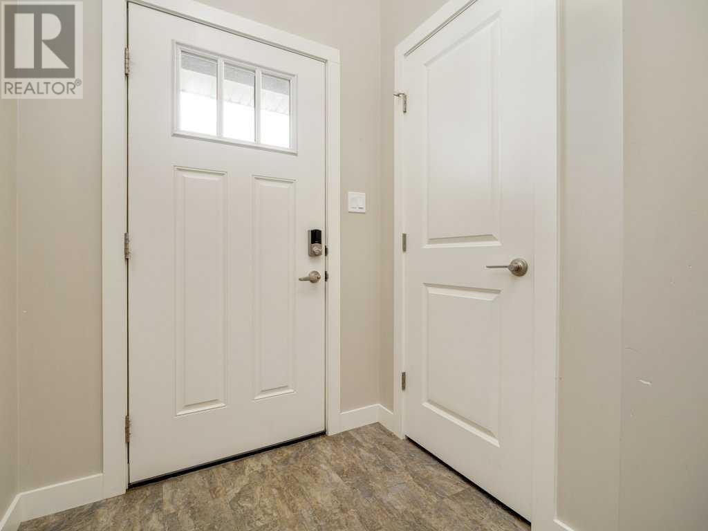 253 Lasalle Terrace W