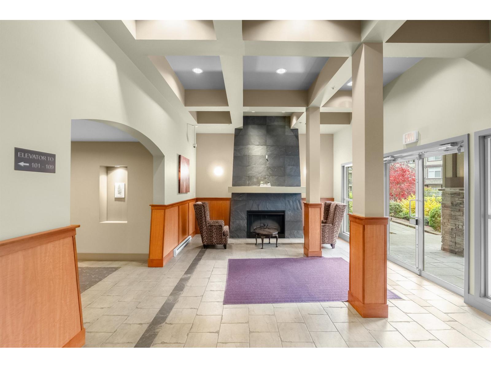 306 33318 BOURQUIN CRESCENT