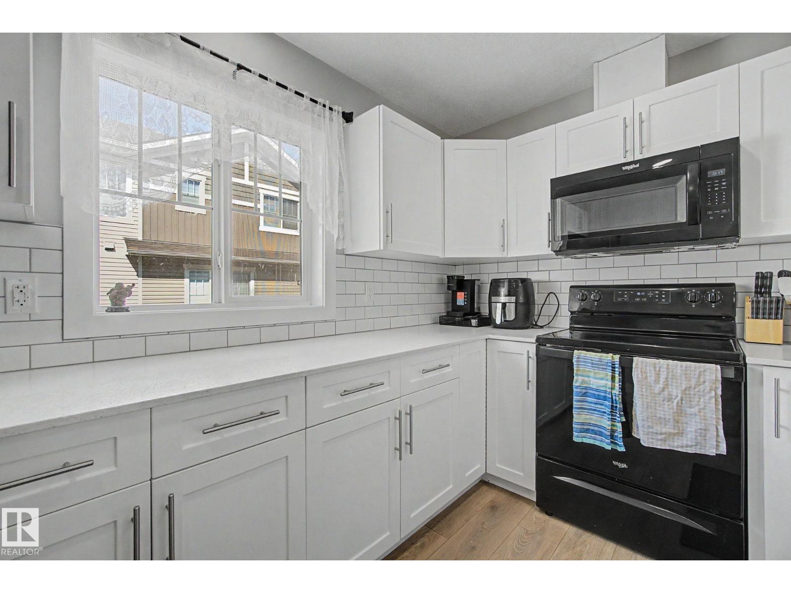 #90 17832 78 ST NW