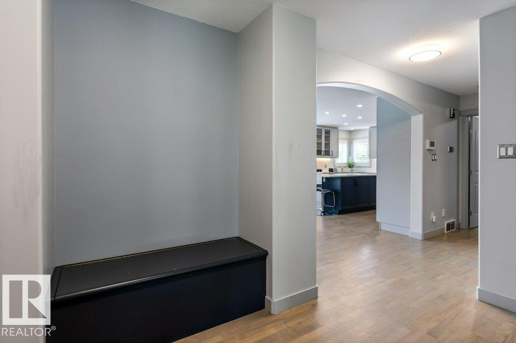 26 NORTH RIDGE DR