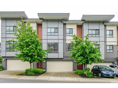31 1938 N PARALLEL ROAD Abbotsford BC V3G0H1