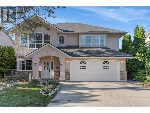 1882 Ranchmont Crescent Kelowna BC V1V1T3