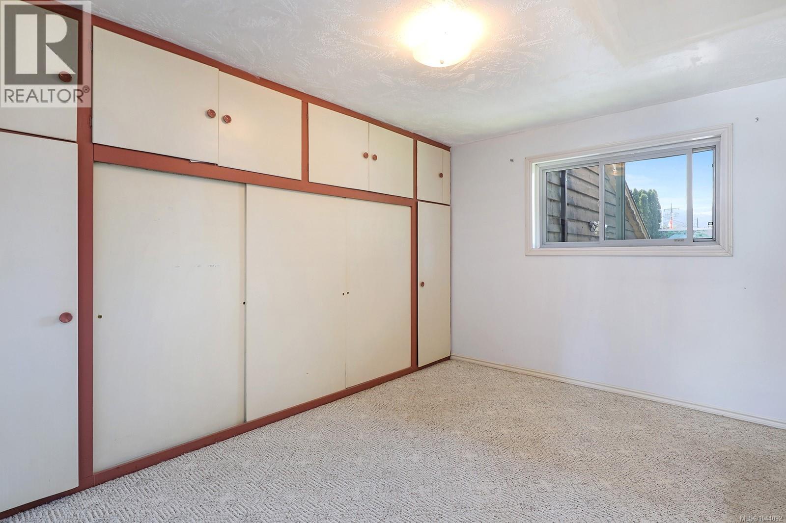2780 Dunsmuir Ave