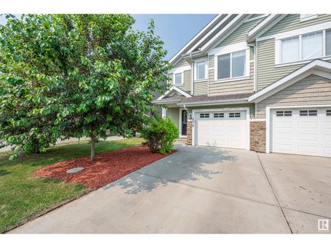 2210 86 ST SW Edmonton AB T6X2G2