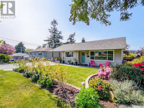 3756 Seaton St Saanich BC V8Z3W4
