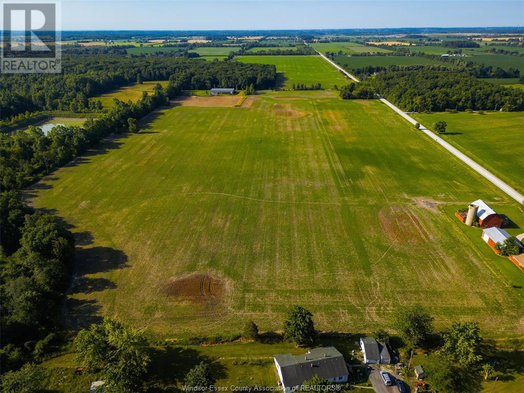 9056 FERRIS Sideroad