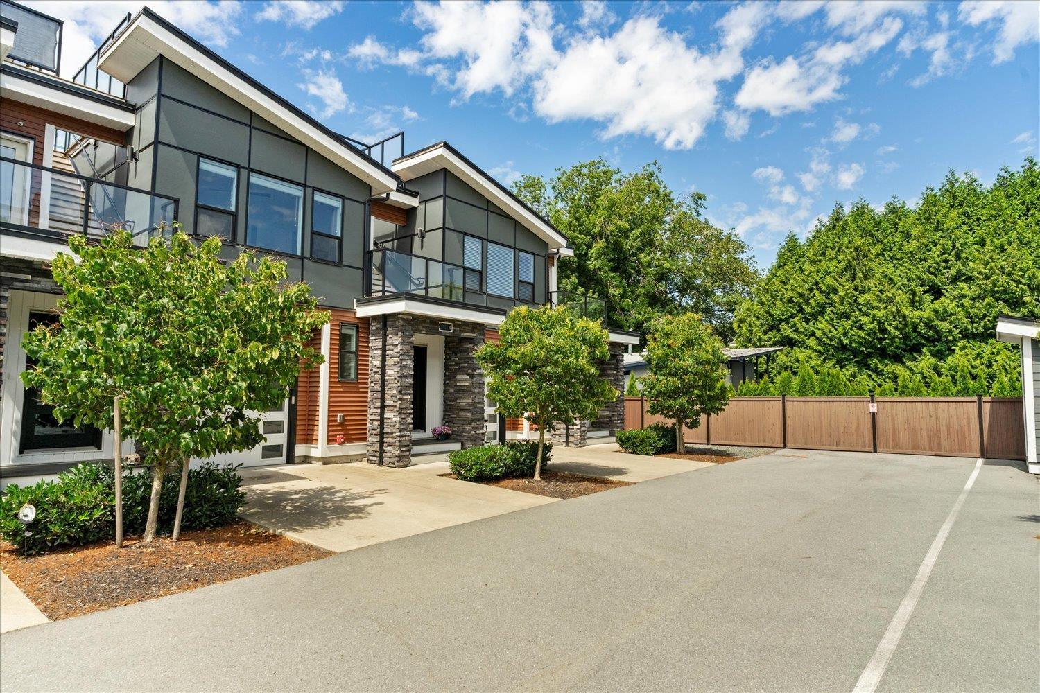 4 7140 MAITLAND AVENUE|Sardis West Vedder