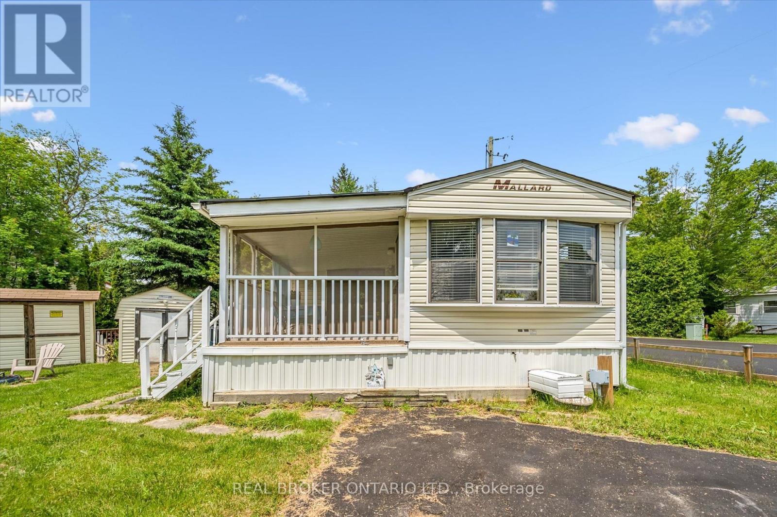 Photo 1 of 36 — 157 CEDAR CRESCENT, Centre Wellington, ON N1M2W5