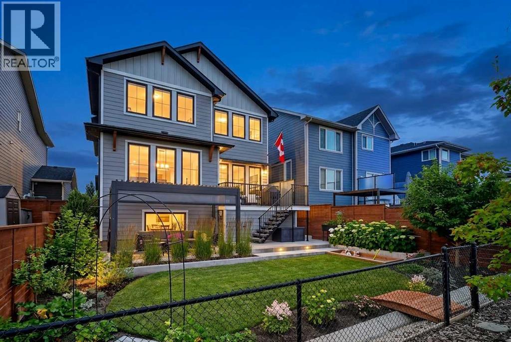 16 Legacy Manor SE