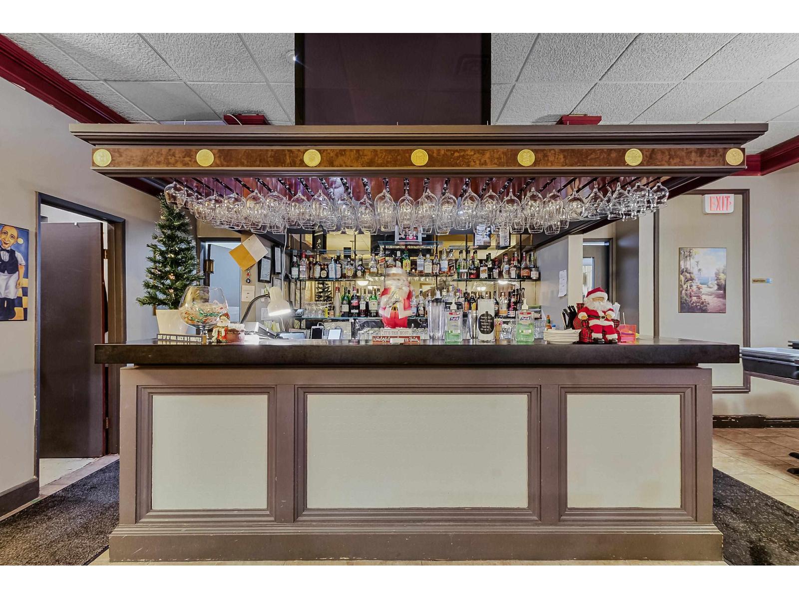 20511 DOUGLAS CRESCENT