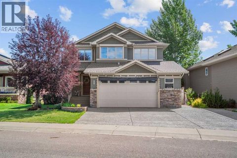 127 Hillcrest Boulevard Strathmore AB T1P0A3