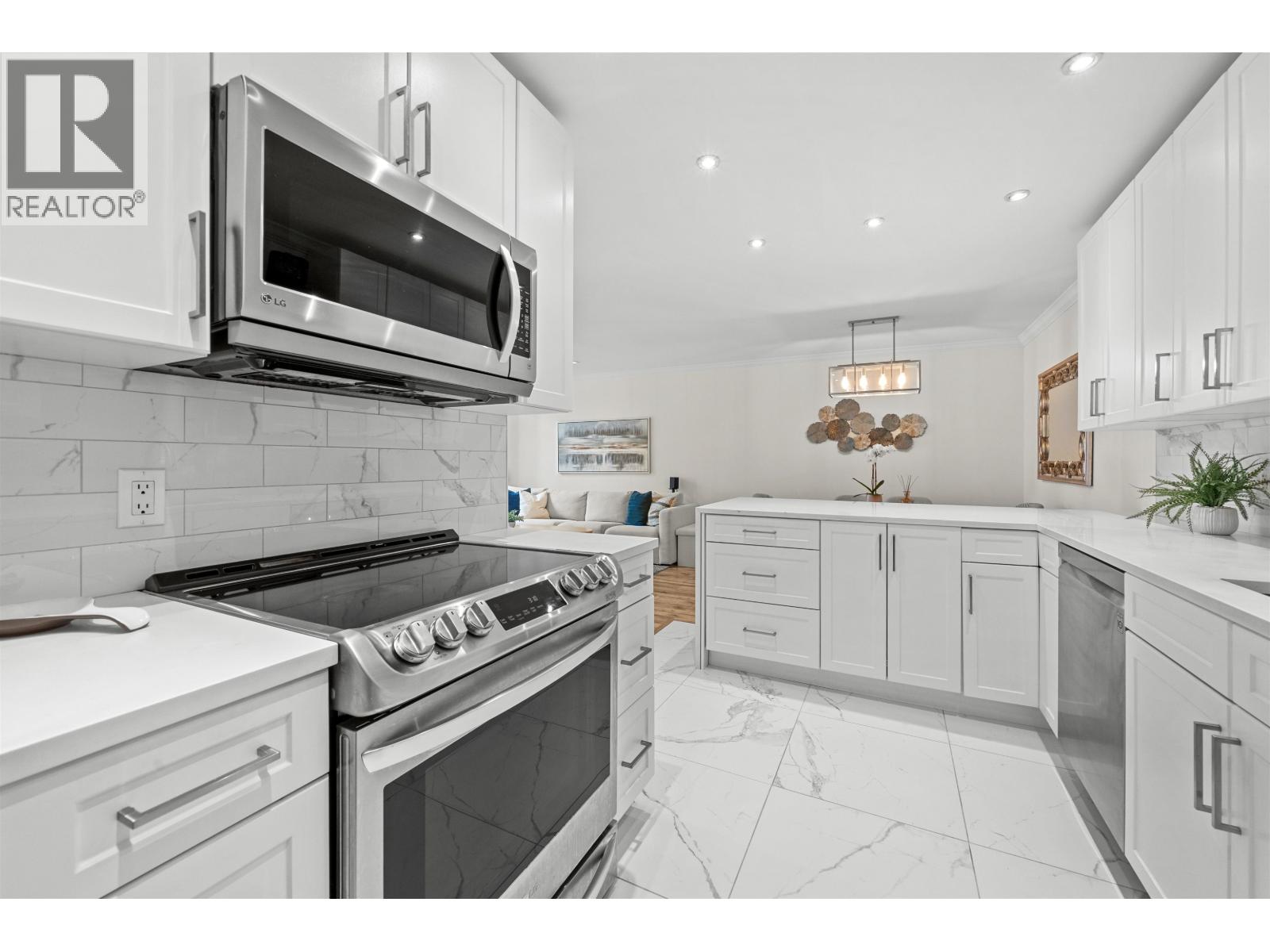 T4908 3980 CARRIGAN COURT