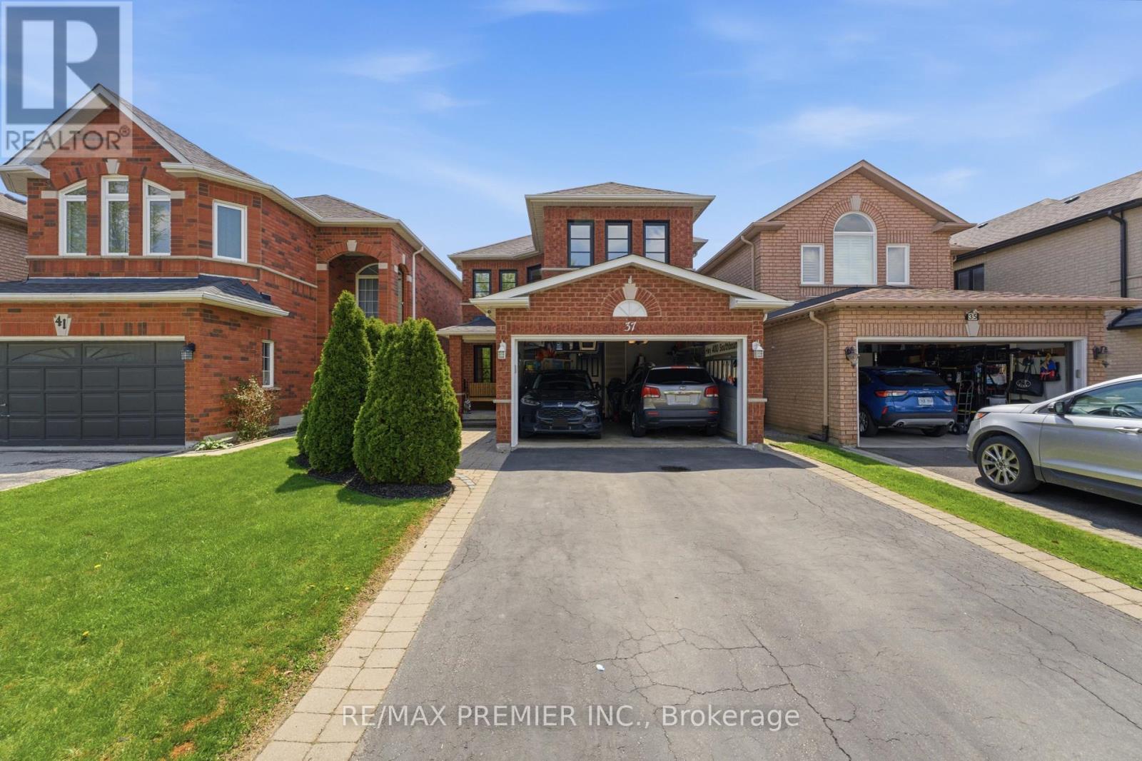 37 PRINCETON GATE