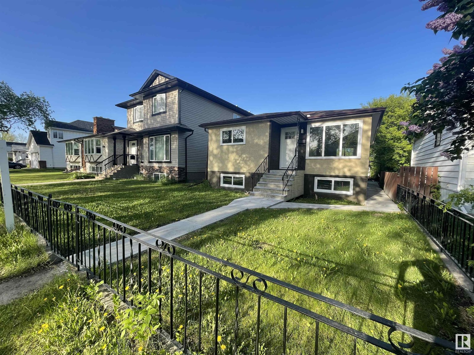 12307 85 ST NW