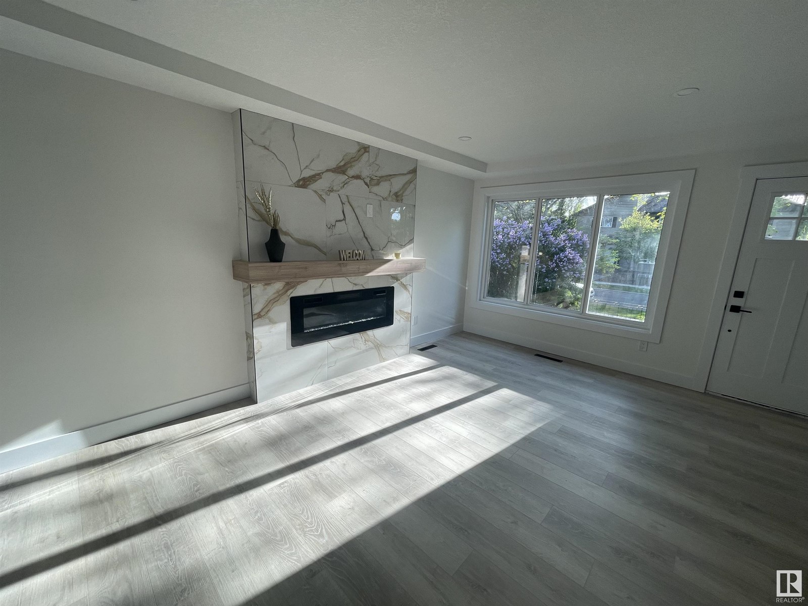 12307 85 ST NW