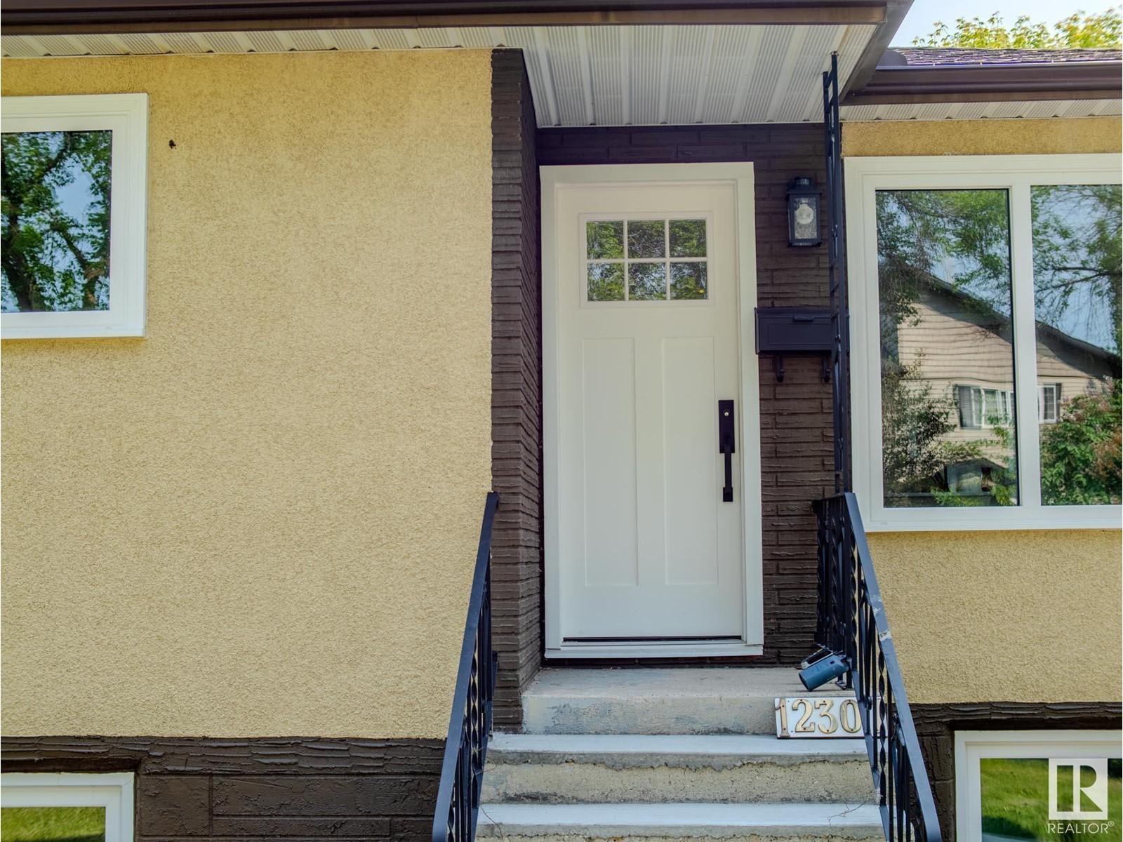 12307 85 ST NW