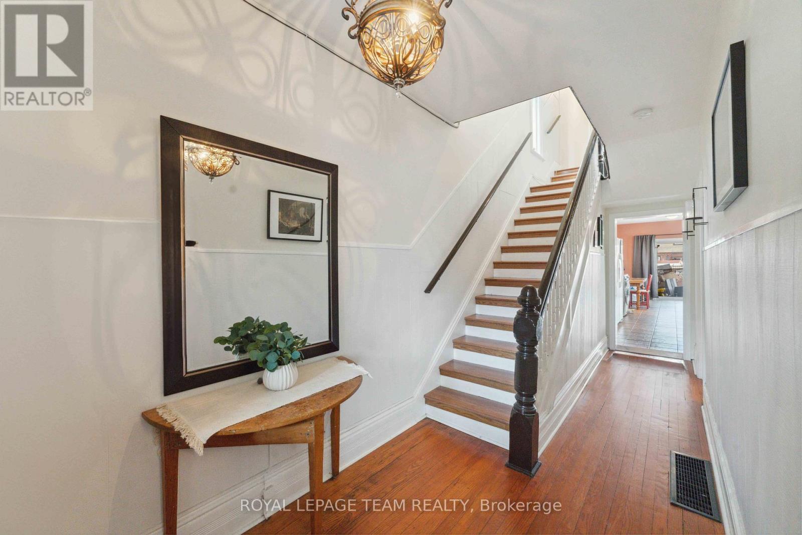 235 CAMBRIDGE STREET N