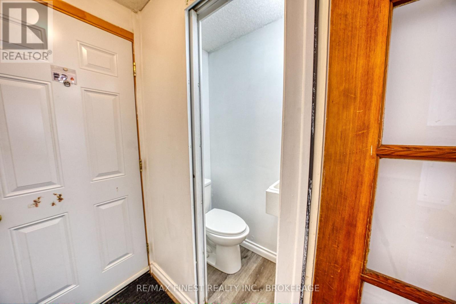 12 - 258 QUEEN MARY ROAD