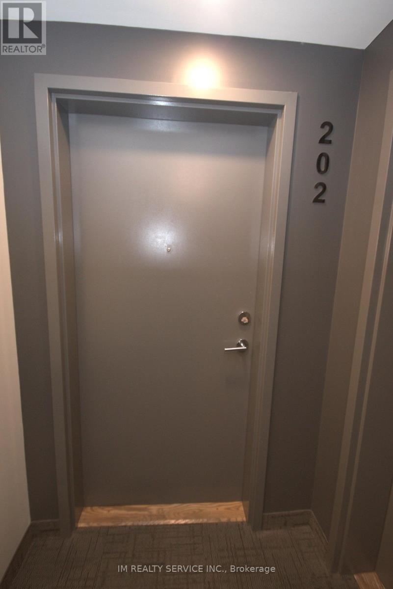 202 - 110 FERGUS AVENUE