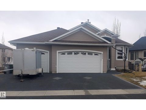 3211 62 ST Beaumont AB T4X1T6