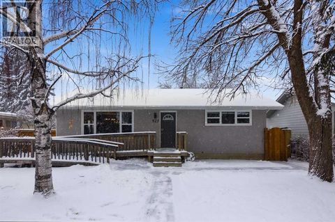 527 Athlone Road SE Calgary AB T2H1V8
