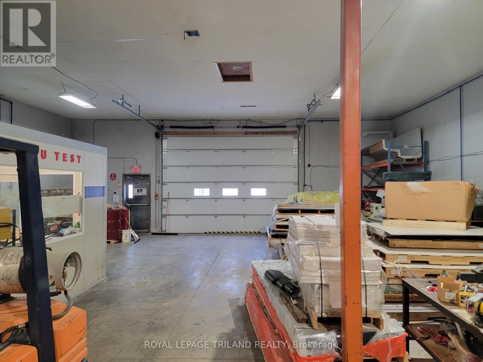 4268 DUNDAS STREET