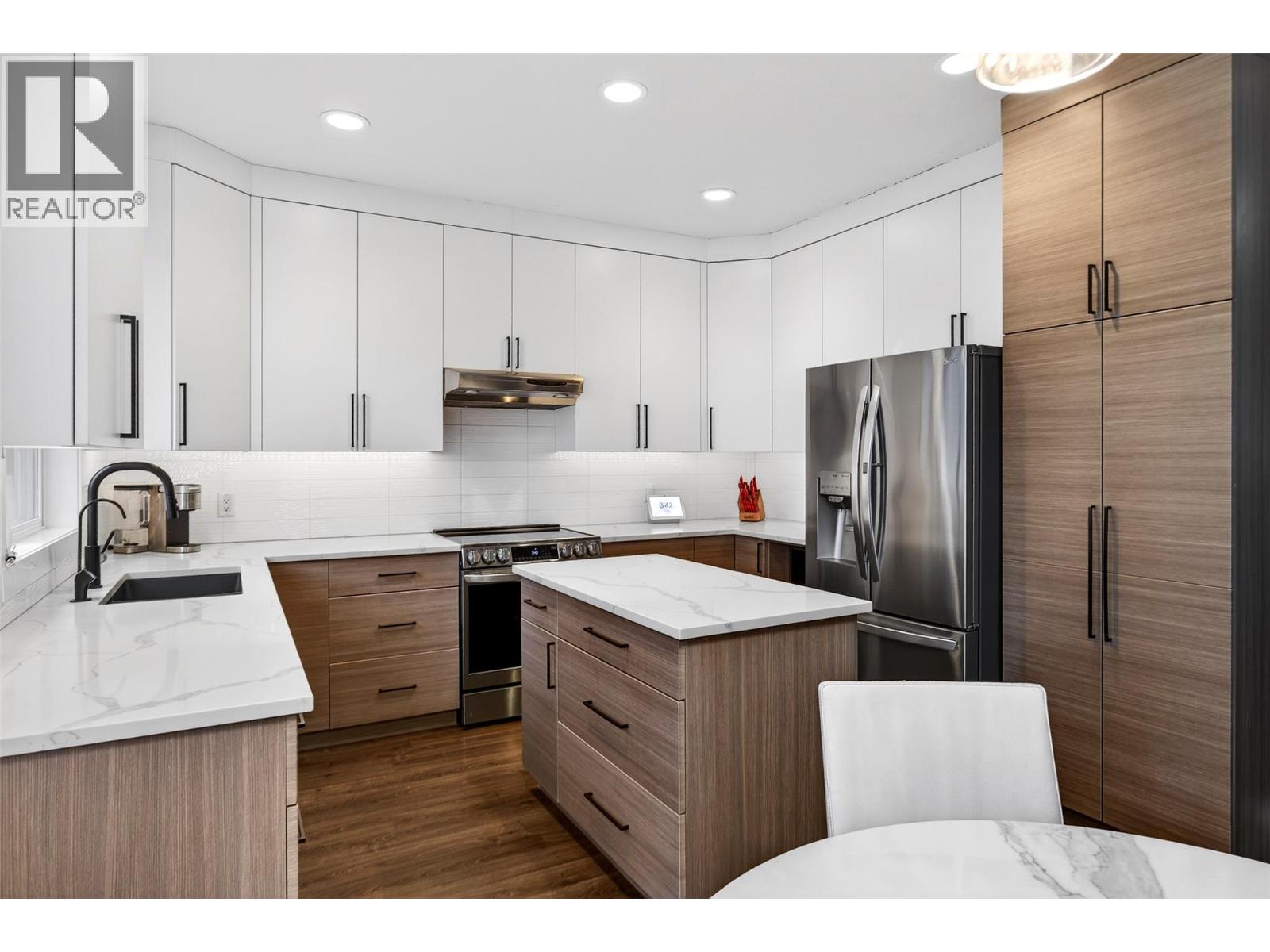 2220 Shannon Ridge Drive Unit# 109