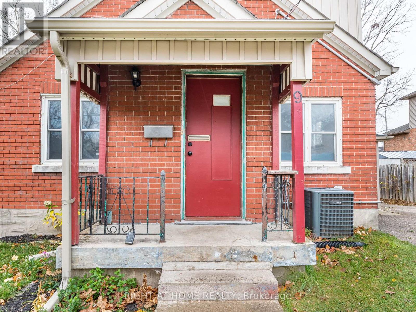 9 KEHL STREET