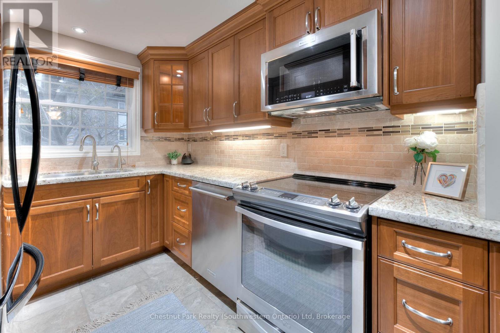 30 - 383 EDINBURGH ROAD S