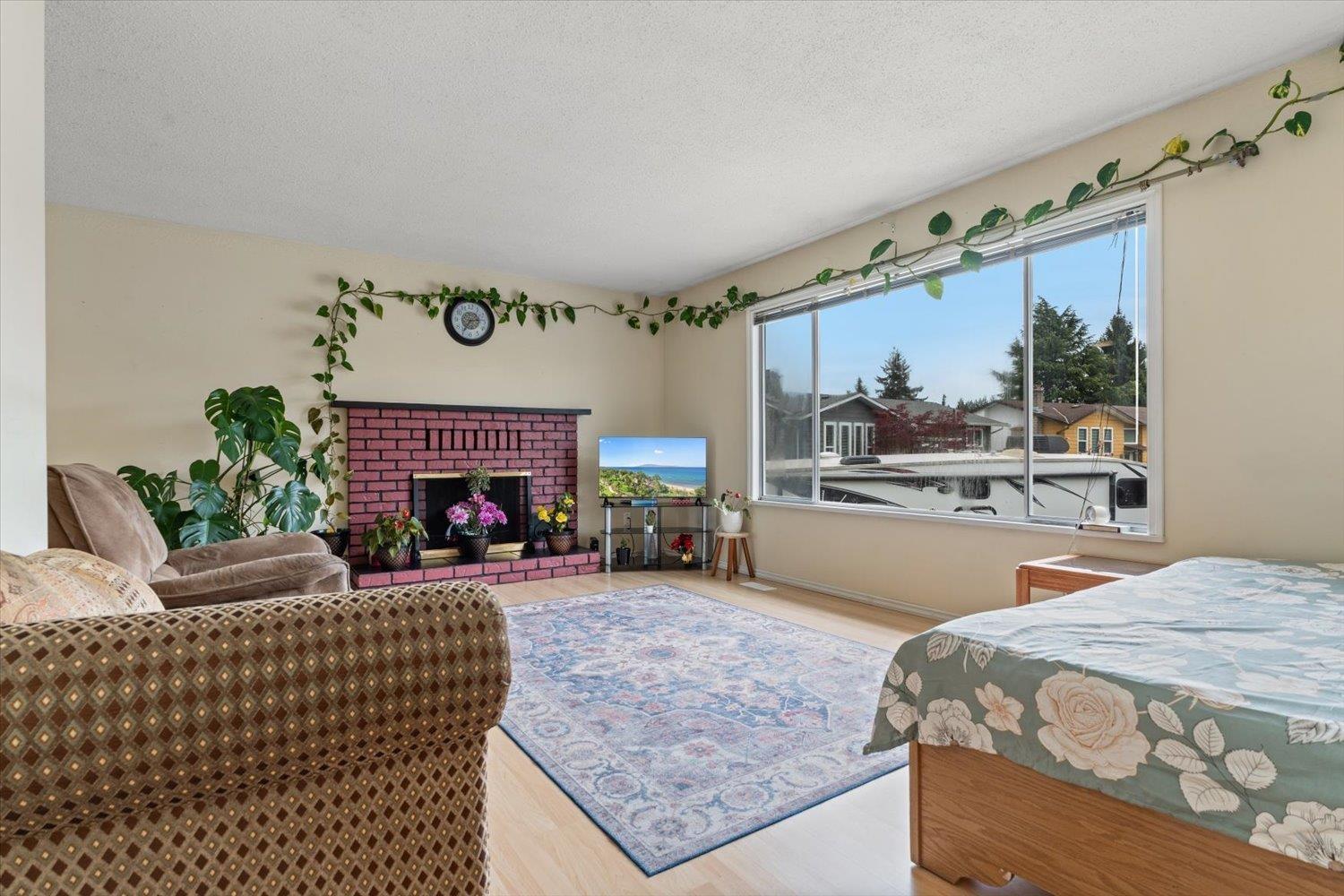 3180 CORONATION COURT
