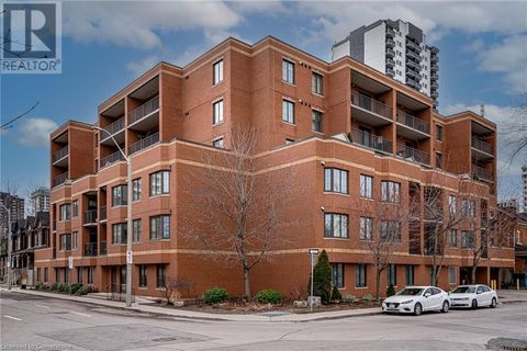 47 CAROLINE Street N Unit# 210 Hamilton ON L8R2R6