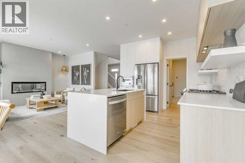 227 Lucas Common NW Calgary AB T3P2B3