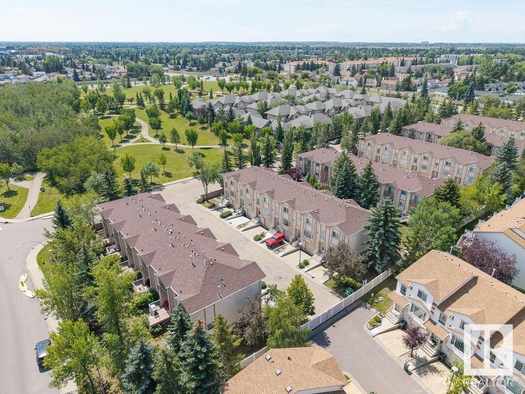 17624 96 AV NW