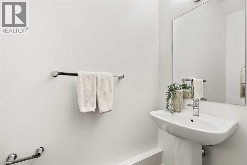 717 Sovereign Common SW