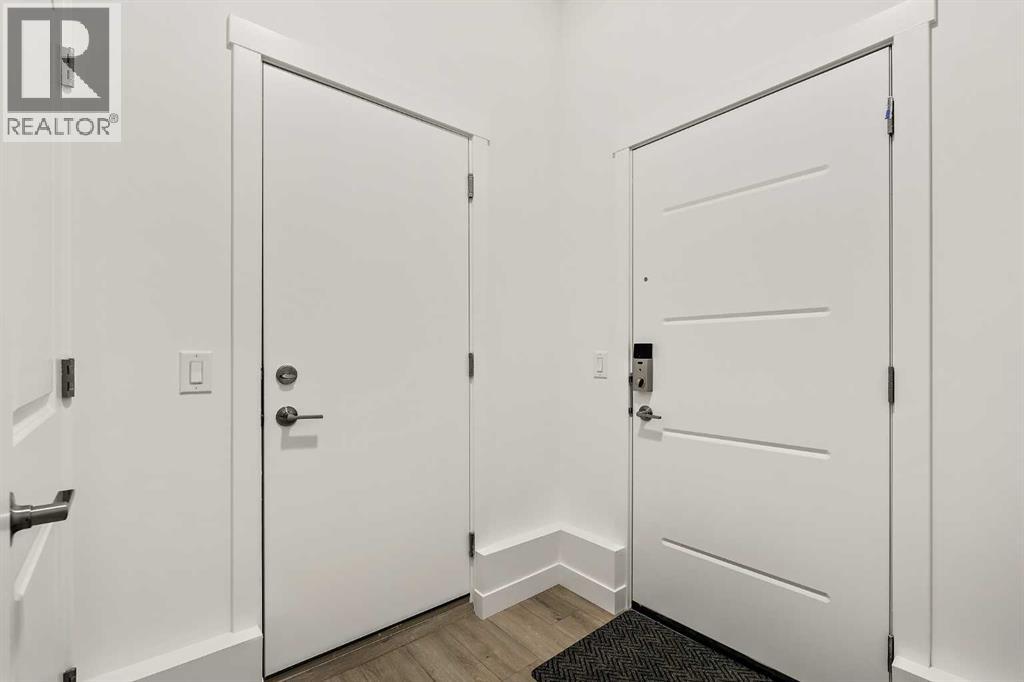 717 Sovereign Common SW