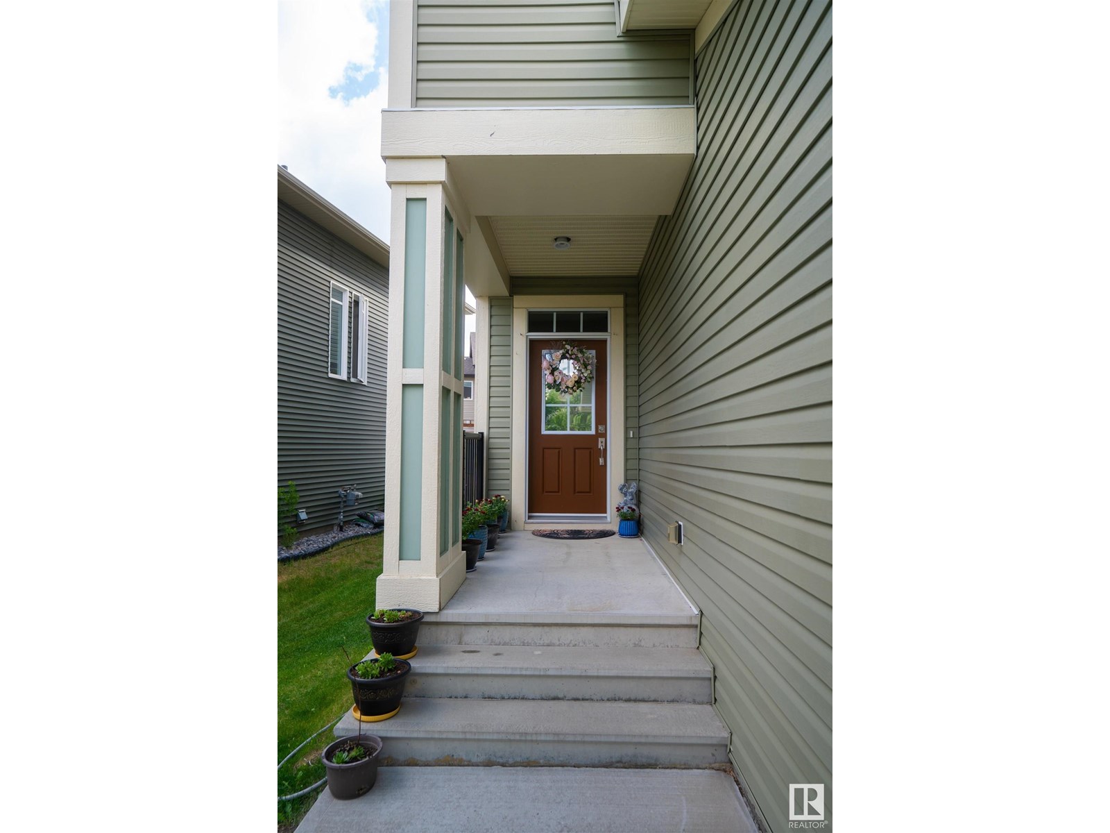 17107 71 ST NW