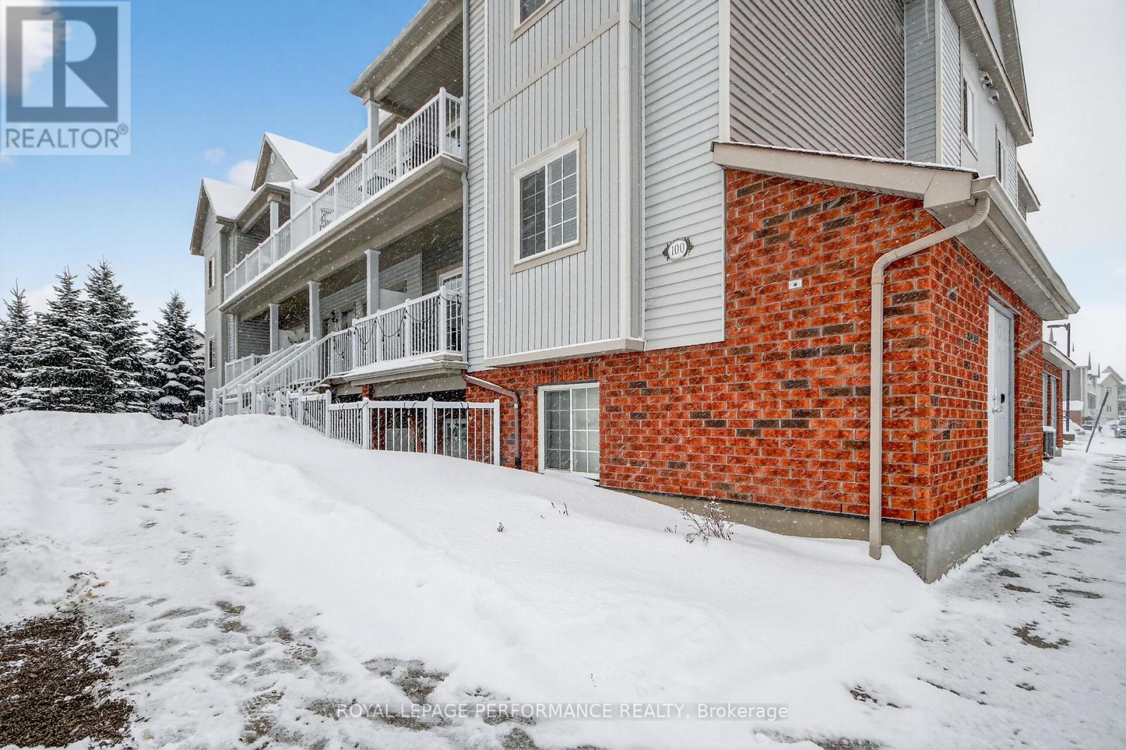 C - 100 ARTESA PRIVATE