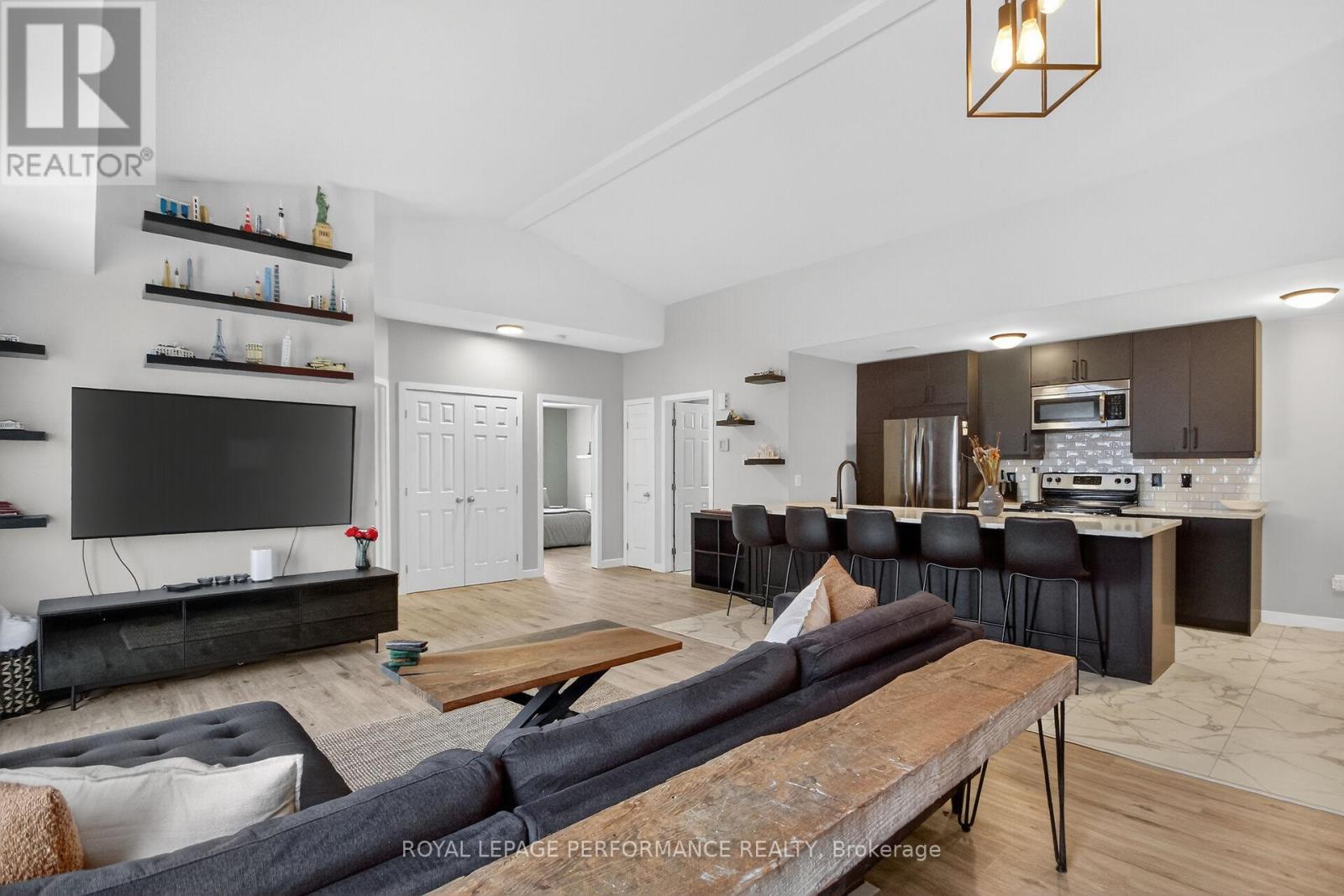 C - 100 ARTESA PRIVATE