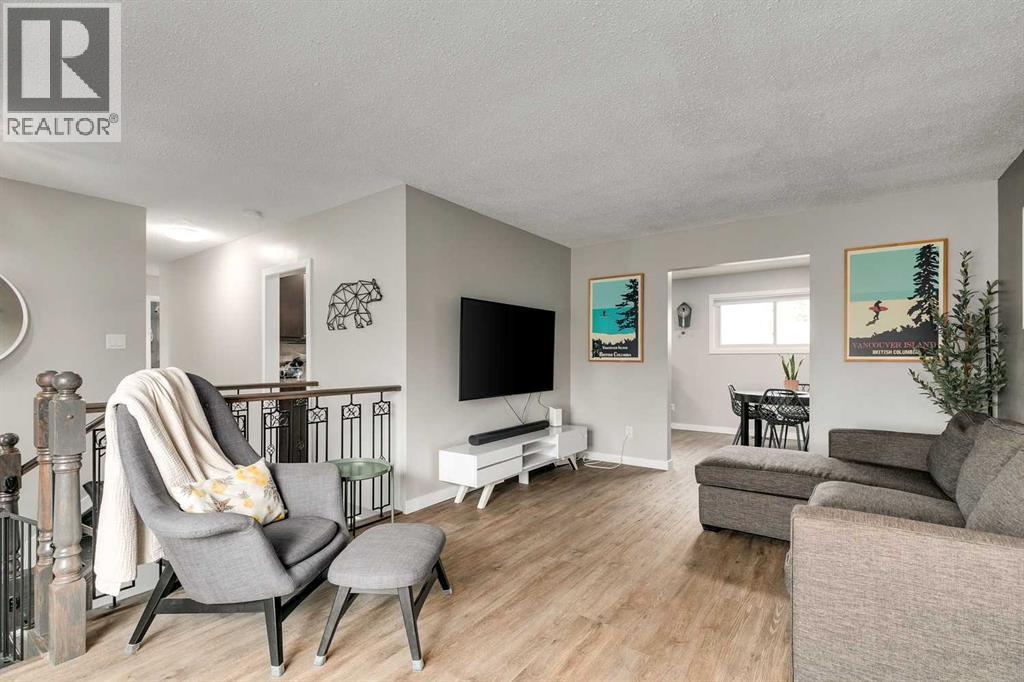 732 Sacramento Place SW