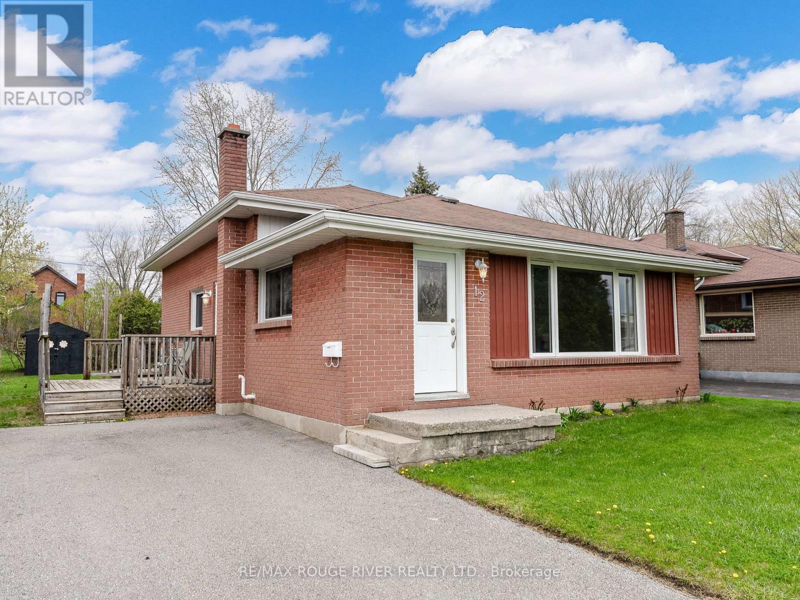 12 WARREN ROAD