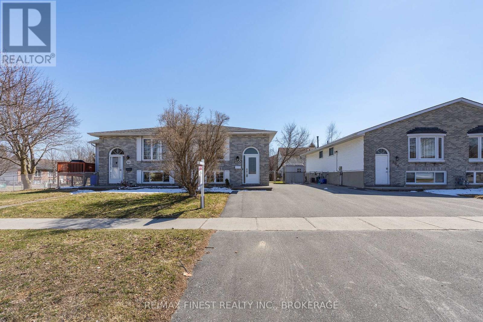 295 OWENS CRESCENT