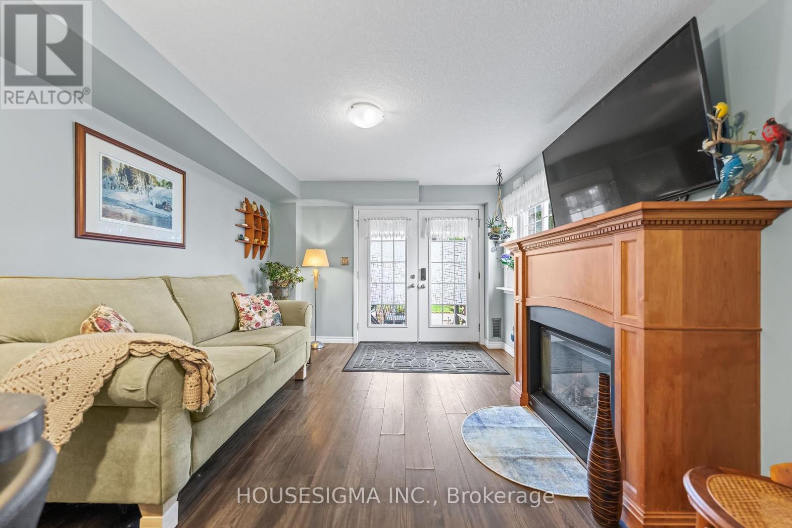 124 - 35 MOUNTFORD DRIVE