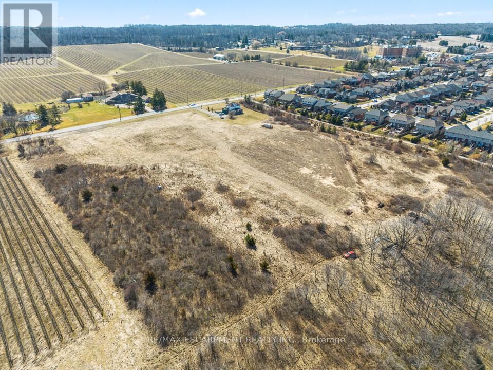 4869 HILLSIDE DRIVE
